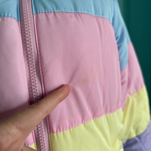 Kawaii Pastel Rainbow Stripe Puffer Coat with Hood - Picture 6 of 11